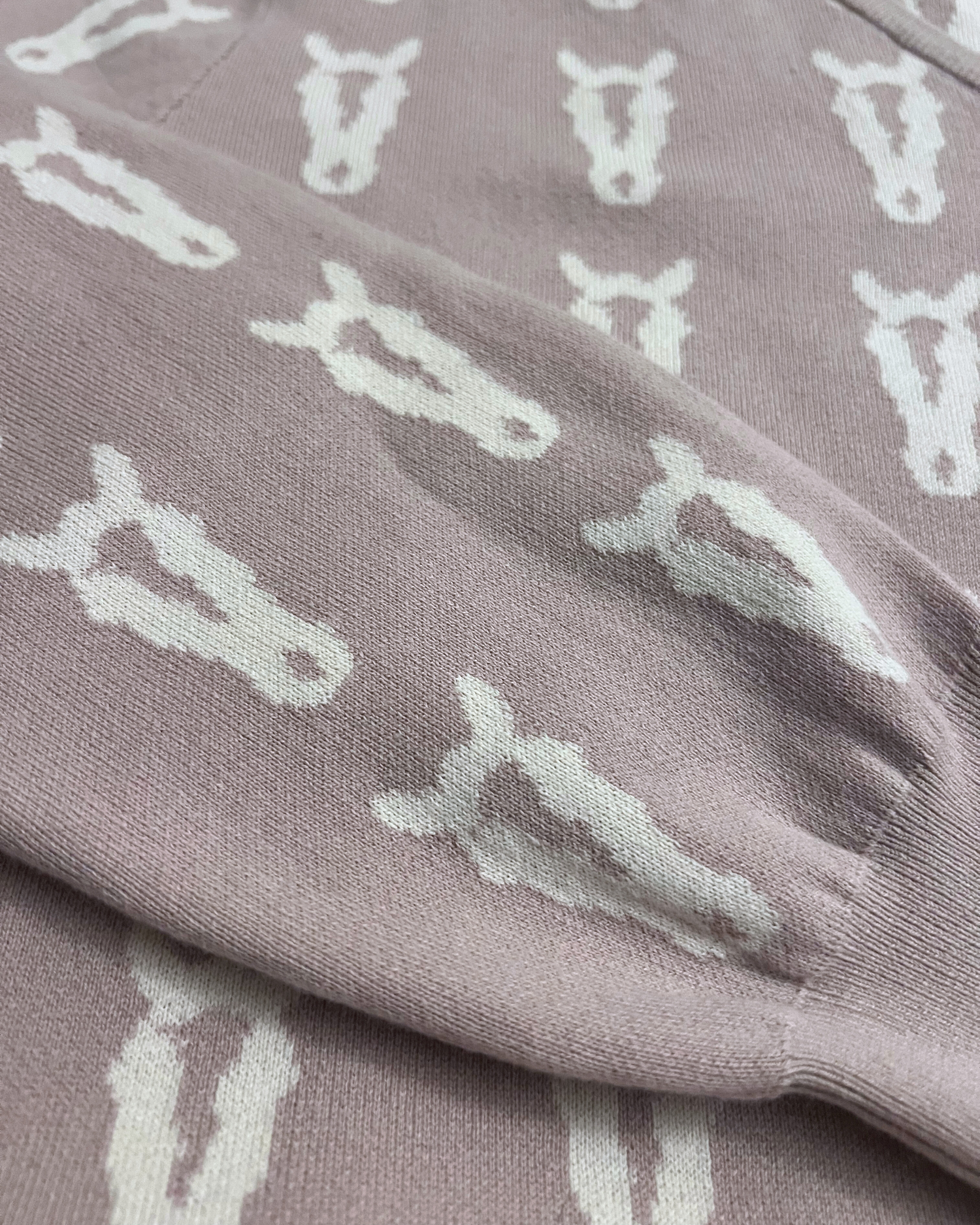 The Deinhardt Varsity Sweater - Mauve